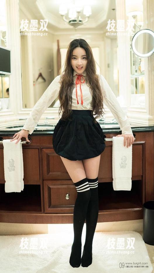 推女郎 - 偷偷观看Rita的制服图包，保准让你停不下来的节奏