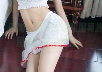 推女郎 – 哎呦，何奕恋这和服真撩，福利图片不得不接住！