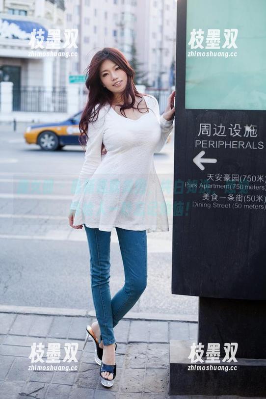 推女郎 - 最新连欣美图，纯白如洗，感觉能给人一秒忘记烦恼！