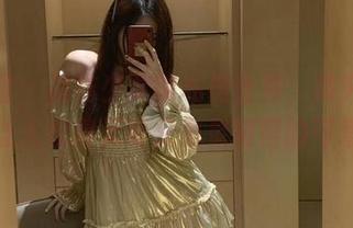 微密圈 – 提袜少女的私房合集，终究是那种让人觉得无辜又鬼灵精怪的可爱。