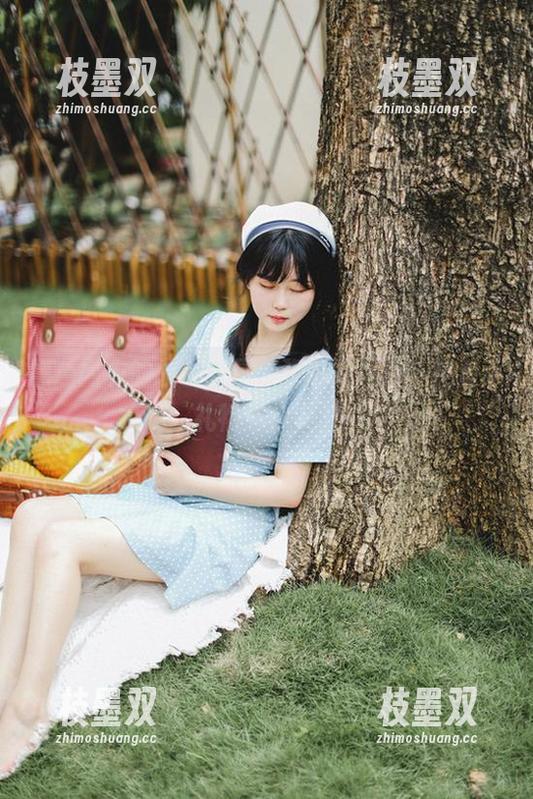 黑色内衣的故事：是依酱呀的风格，免费小礼物等你来拿