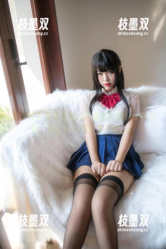 杏子夫人在碧蓝航线可畏奶牛的cos中闪耀，简直不让其它角色活了。