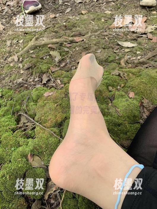 桃脱了 微密圈 - 这组桃脱了专场的无圣光套图,试图与朋友圈的完美难分高下