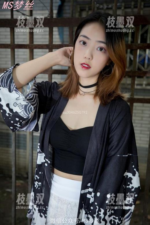 梦丝女神 - 我觉得这组双人高清照片，能把沉默都拍得好看，乔儿你绝对有一手。