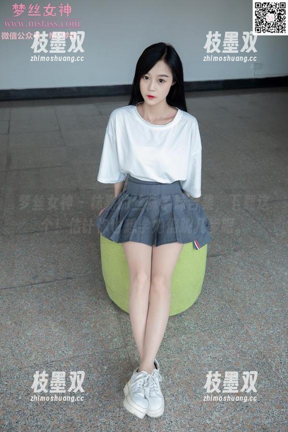 梦丝女神 - 林嘉的丝袜学妹合集，下载这个！估计你也想学她们跳几步吧。