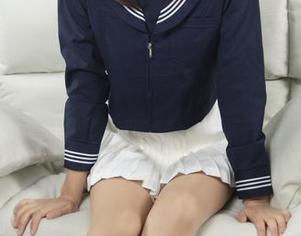 梦丝女神 – 私拍Me，白丝洛丽塔也得精致，玥玥的原图萌点在哪里