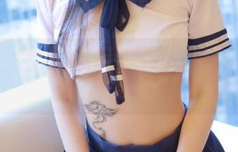 模范学院 – 观看黄乐然的可爱形象，感觉我都快被感染了。