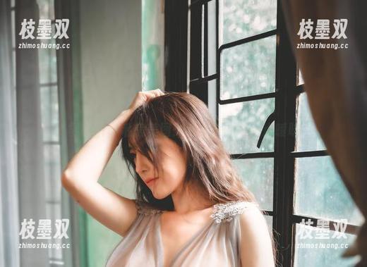 樱晚gigi私房美图：健身时的一点点暧昧