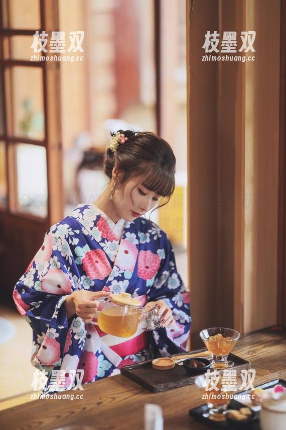 分享泥泥汝的神社巫女写真，警告：可能会引发小迷恋