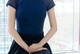 物恋传媒 – 菜菜的午夜狂想曲，合集里的每一帧都让人捉摸不定！