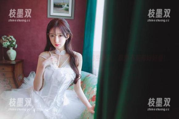 王羽杉：卷入全套吊带背心的激情生死战，原图不见得好好看！