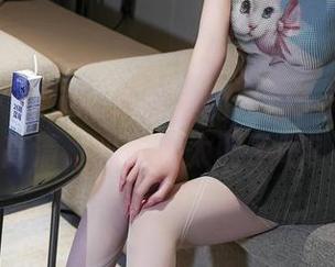 秀人网 – Cris_卓娅祺的戏码：海边在线高清，光影都太配了吧？