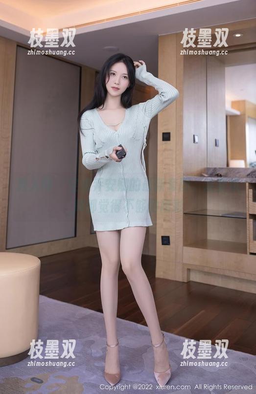 秀人网 - 空姐乔安娜的最新套图，连登机牌都觉得不够的精彩