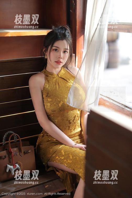 秀人网 - 南乔的私房迷幻，JK配上图片的美感让人心醉