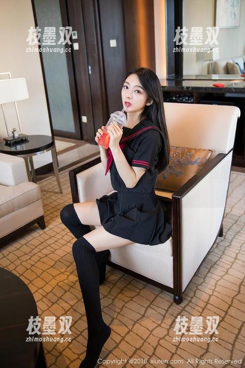 秀人网 - 短裙图册-李丽莎让人目不暇接的姿态，值得一看再看