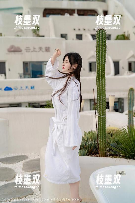 秀人网 - 红裙暗藏玄机：油田溪溪的套图下载会不会是快乐的源泉？
