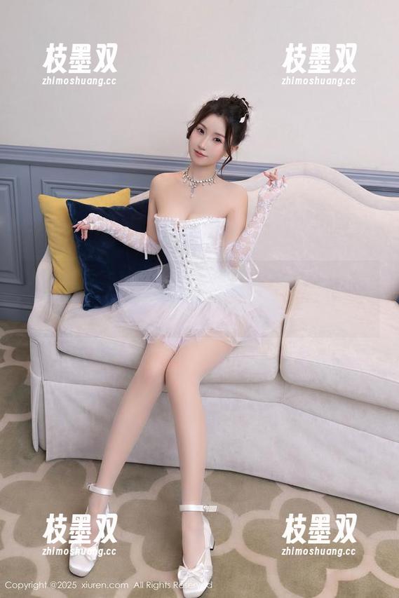 秀人网 - 等你发现，高清下载那一刻，盼盼已鸠教你做个女王。