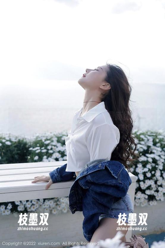 秀人网 - 黄歆苑给大家带来最新比基尼款式！海风我泡Jio，灵魂出窍中…