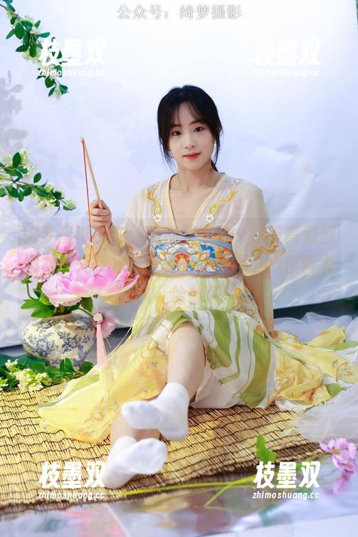 绮梦摄影 - 唉，楠楠又来了，这波高清原图跟“死库水”一样，让人不小心停留太久，哈哈。