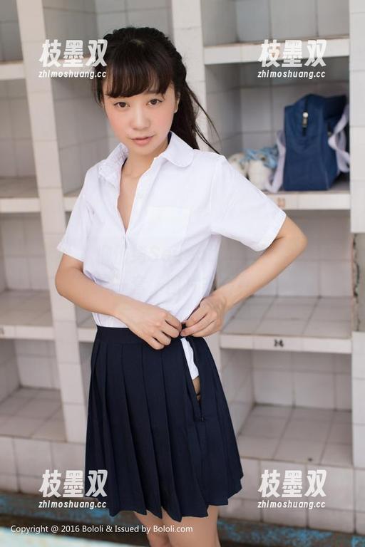 菠萝社 - 柳侑绮Sevenbaby七宝最新写真：这一套，图片多到看懵了！