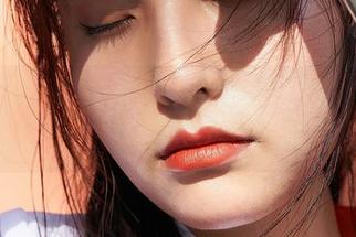 蜜桃社 – 吴凯莉Kelly的婚纱：图包里偷偷藏着哪些奇妙的布料呢？