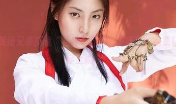 蜜桃社 – 美绪又来挑战“花嫁”界限，最新的作品集让人想立刻穿上婚纱！