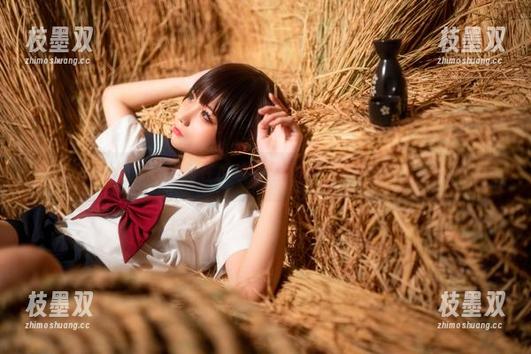 看蠢沫沫如何在棒球女孩图集中演绎别样青春