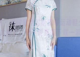 袜啵啵 – 熊熊和她的斯凯奇运动鞋：这组合太绝了，要不要直接下载一波？