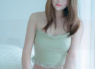 轰趴猫 – 美足不只是美，苏小暖的写真里的原图也是一种轻松的冲击。