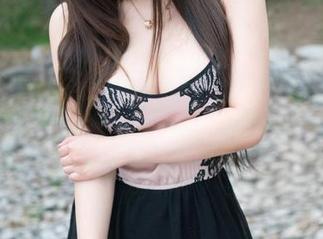 魅妍社 – 当小乔Joyi面对镜头成为兔女郎，私房美图中难免会被她逗乐！