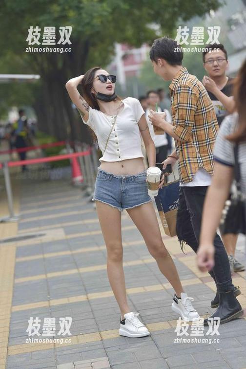 魔镜街拍 - 凯恩：图库里没再见过的雨季，真心不想再来了